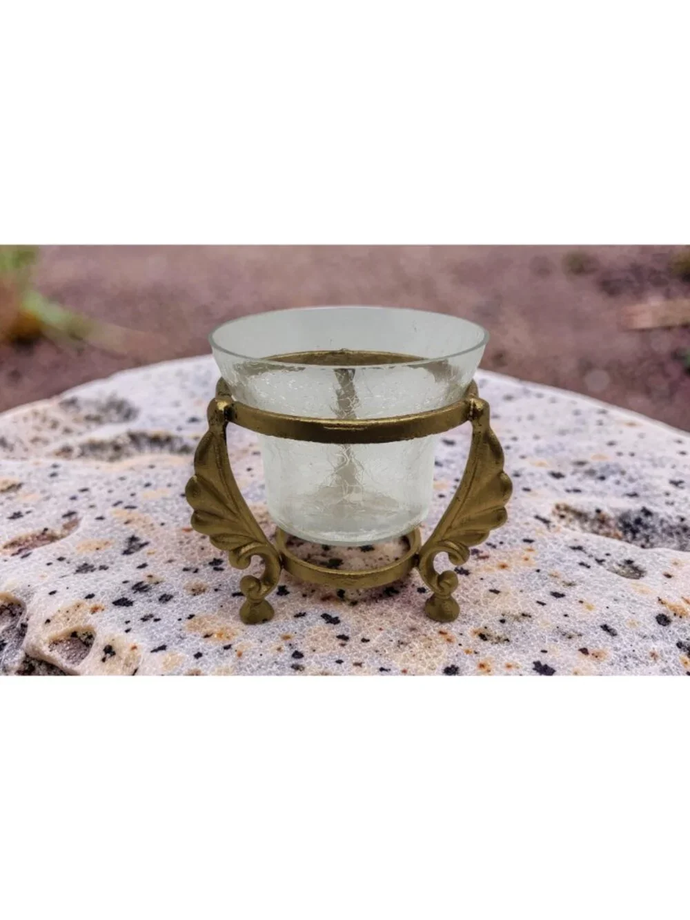 vintage gold color metal leaf design 3-leg crackled glass candle holder. 5.5